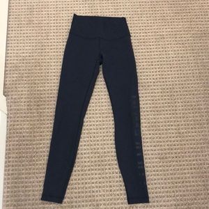 Lulu Lemon logo leggings!